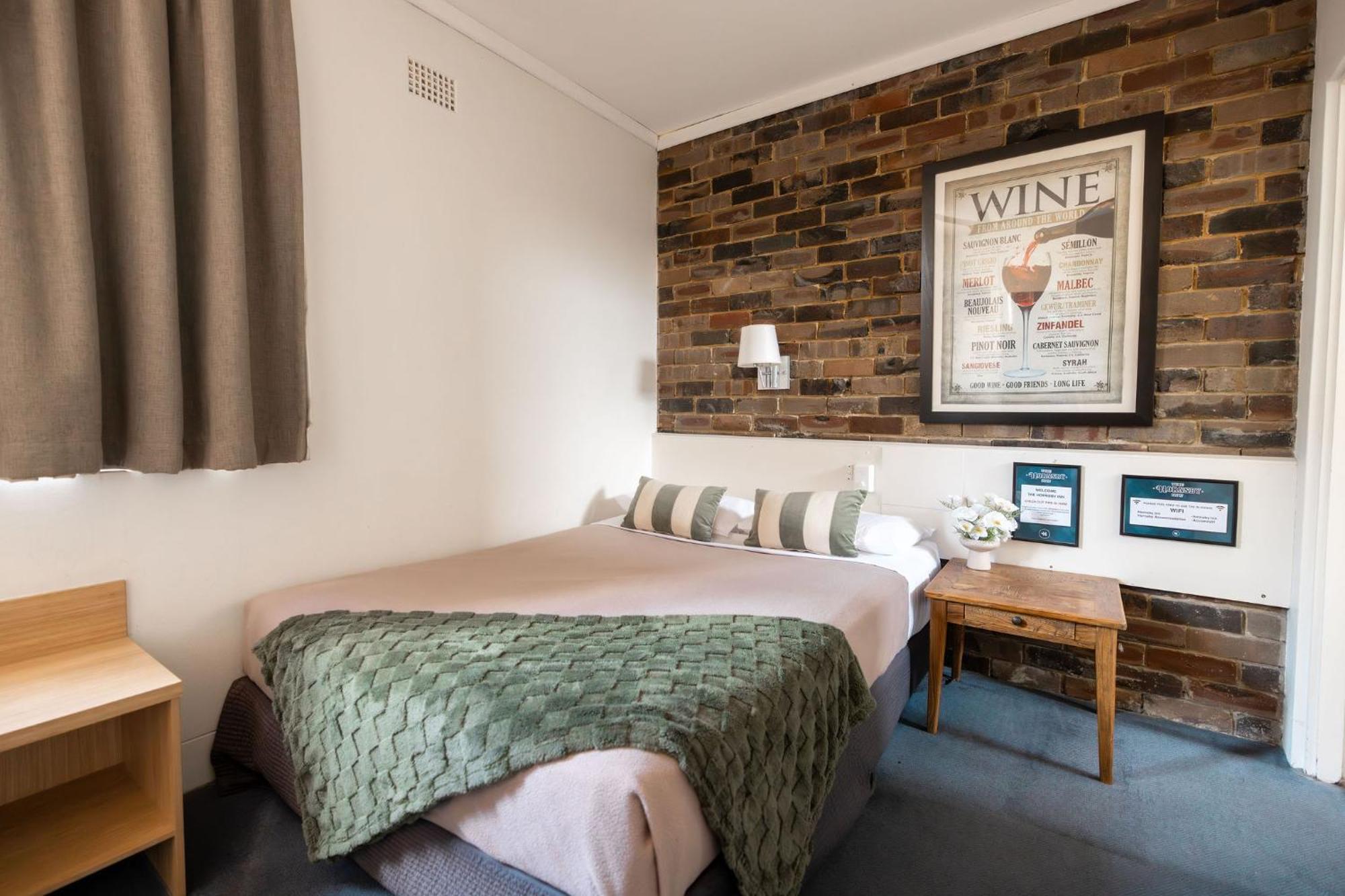 Hornsby Inn Екстериор снимка