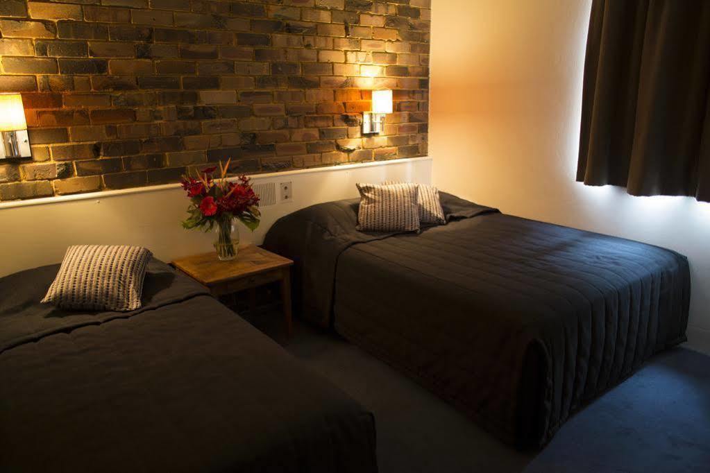 Hornsby Inn Екстериор снимка
